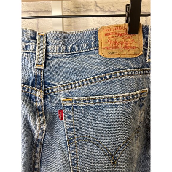 Levi's High Rise 550 Relaxed Tapered Jeans Size 14M - Picture 6 of 8